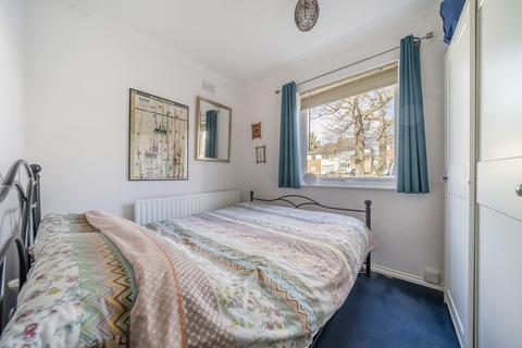 185 Moremead Road, London, SE6 3LU