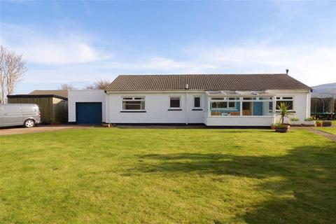 3 bedroom detached bungalow for sale, 6 Fort Argyll Road, Campbeltown