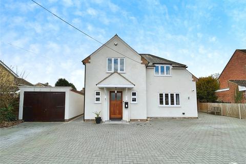3 Coronation Road, Yateley, GU46 7TH