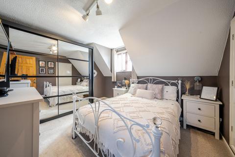 30 Allerton Close, Rochford, SS4 3AR