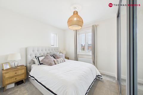 9 Binder Place, Biggleswade, SG18 0RU