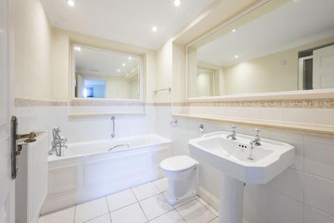 2 bedroom apartment to rent, Balaclava Road, Surbiton KT6