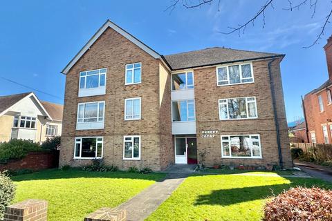 2 bedroom apartment for sale, Cherry Garden Avenue, Kent CT19