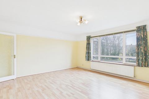 2 bedroom apartment for sale, Cherry Garden Avenue, Kent CT19