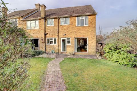 4 bedroom semi-detached house for sale, Cedar Avenue, High Wycombe HP15