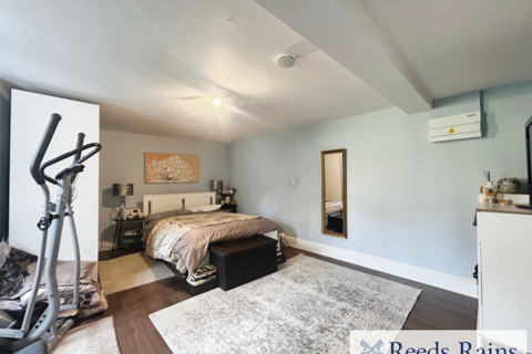undefined, Victoria Crescent, Manchester M30