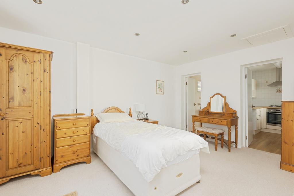 Bedroom 4/Annex