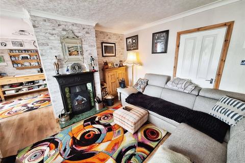 25 Tulliver Road, Nuneaton, CV10 7AL