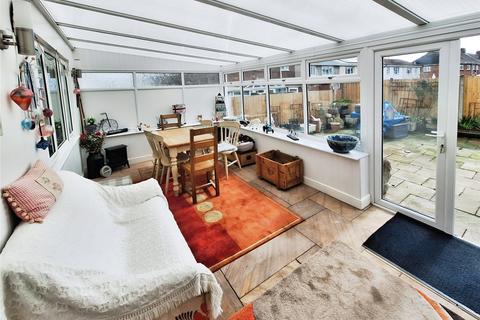 25 Tulliver Road, Nuneaton, CV10 7AL