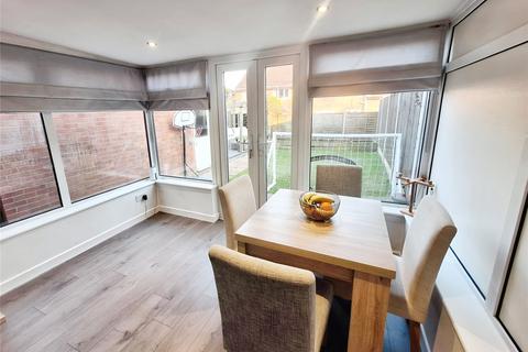9 Walnut Close, Hartshill, Nuneaton, CV10 0XH