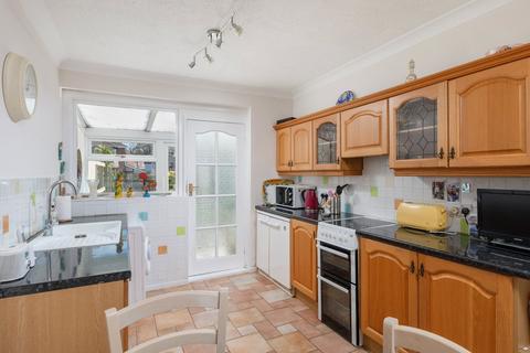 37 Deneway, Rowlands Gill, NE39 1BB