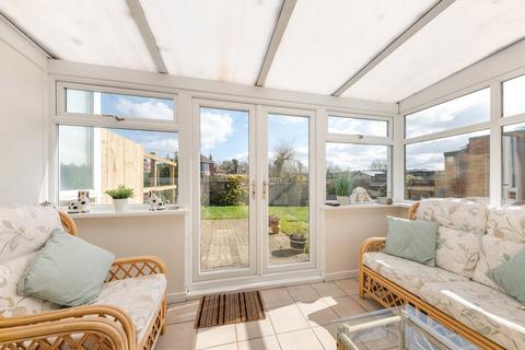 37 Deneway, Rowlands Gill, NE39 1BB