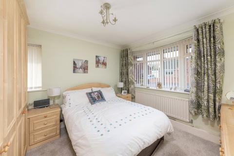 37 Deneway, Rowlands Gill, NE39 1BB