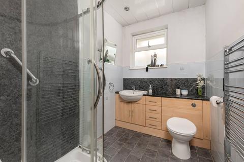 37 Deneway, Rowlands Gill, NE39 1BB