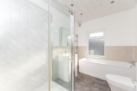 12 Manor Street, Otley, LS21 1AX