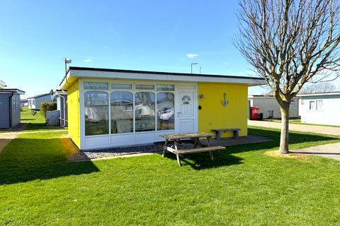 2 bedroom chalet for sale, New Lydd Road, Camber TN31