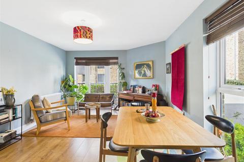 4 Gladeside, Chesterton, Cambridge, CB4 1GA