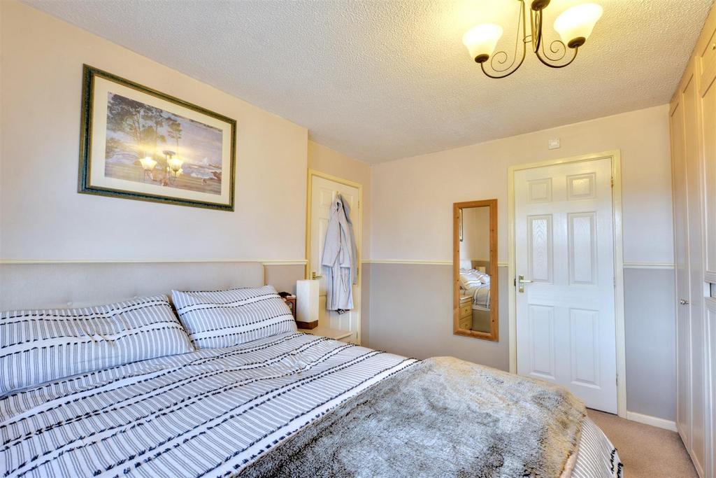 Bedroom 1 2.jpeg