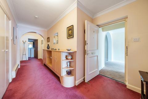 2 bedroom apartment for sale, Myrtleside Close, Northwood