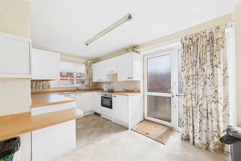 9 Appleby Close, Newark, NG24 2LL