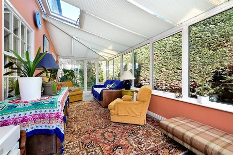 4 bedroom semi-detached house for sale, Vicarage Lane, Hampshire GU46
