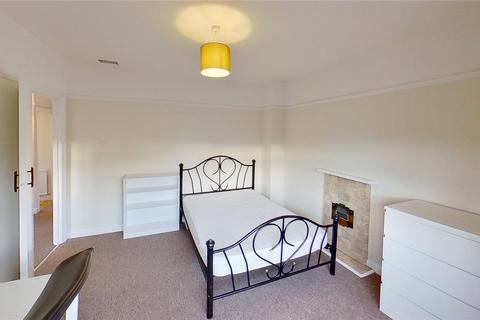4 Cherry Tree Avenue, Guildford, GU2 7XB