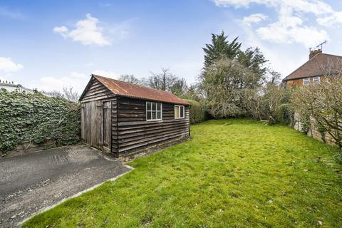 4 Cherry Tree Avenue, Guildford, GU2 7XB