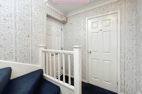 4 bedroom detached house for sale, Dawson Drive, Hextable, Kent, BR8