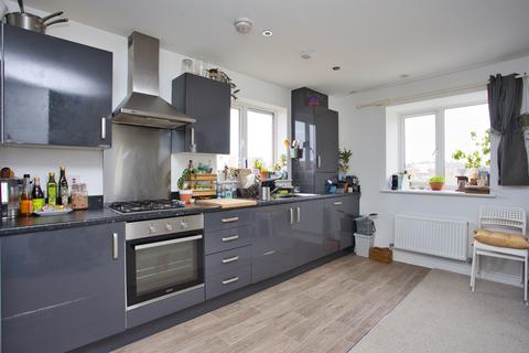 2 bedroom flat for sale, The Rangers, Folkestone, CT20