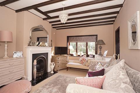3 bedroom detached house for sale, Main Road, Icklesham, Winchelsea