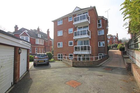 Silverdale Road, Eastbourne, BN20 7EU