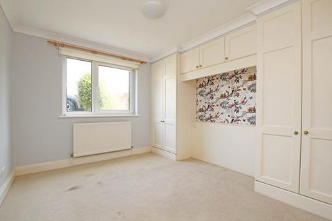 2 bedroom flat for sale, Silverdale Road, Eastbourne, BN20 7EU