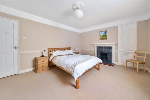 14 Above Town, Dartmouth, TQ6 9RG