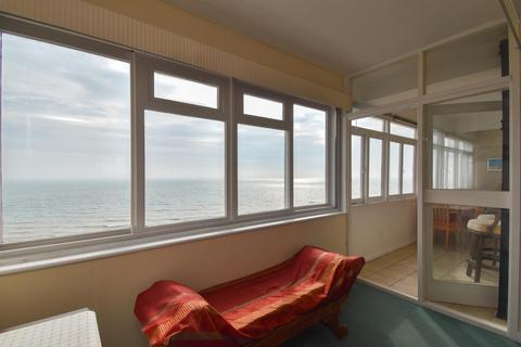 3 bedroom flat for sale, Marine Court, St. Leonards-On-Sea TN38