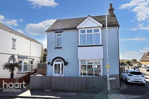 4 bedroom detached house for sale, Marine Parade, Sheerness