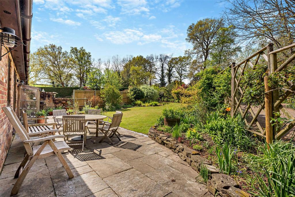 Terrace & Garden