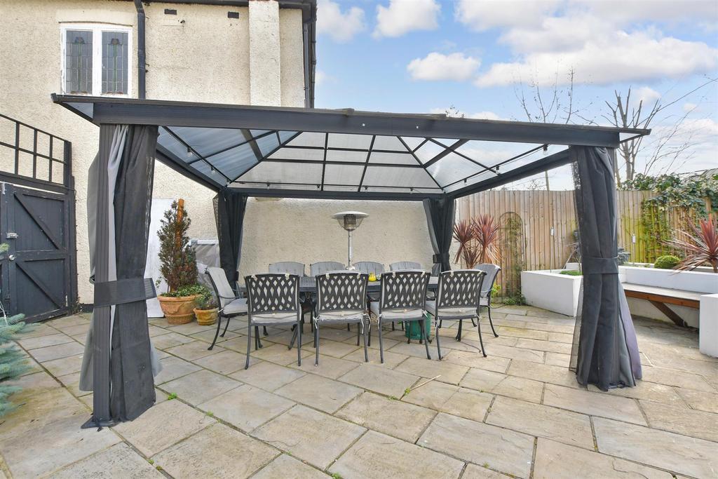 Patio / Decking