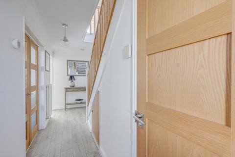 4 bedroom detached house for sale, Truro Crescent, Rayleigh, SS6
