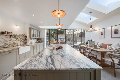 171 Brooke Road, London, E5 8AB