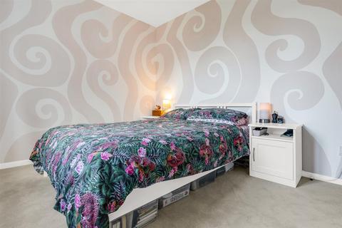 7 Bengeo Meadows, Hertford, SG14 3HT