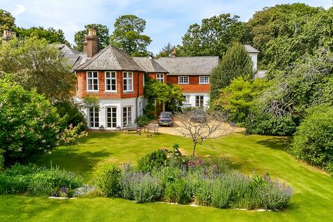 4 bedroom house for sale, Lyndhurst Road, Christchurch, Dorset, BH23