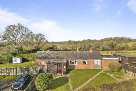 3 bedroom detached bungalow for sale, Chapmans Town Road, Rushlake Green, Heathfield