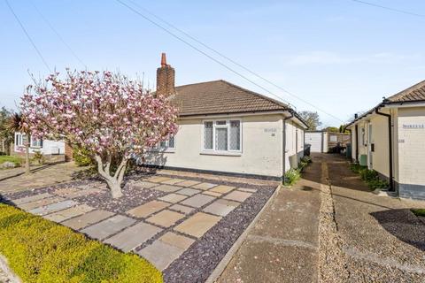 2 bedroom semi-detached bungalow for sale, The Hydneye, Eastbourne BN22