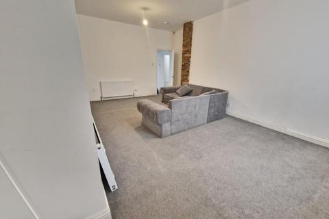 2 bedroom flat to rent, Mortimer Road, South Shields NE33