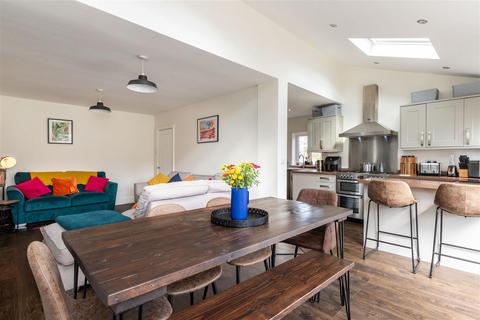 16 Barroon, Castle Donington, Derby, DE74 2PE