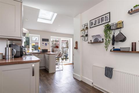 16 Barroon, Castle Donington, Derby, DE74 2PE