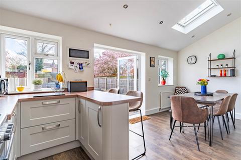 16 Barroon, Castle Donington, Derby, DE74 2PE
