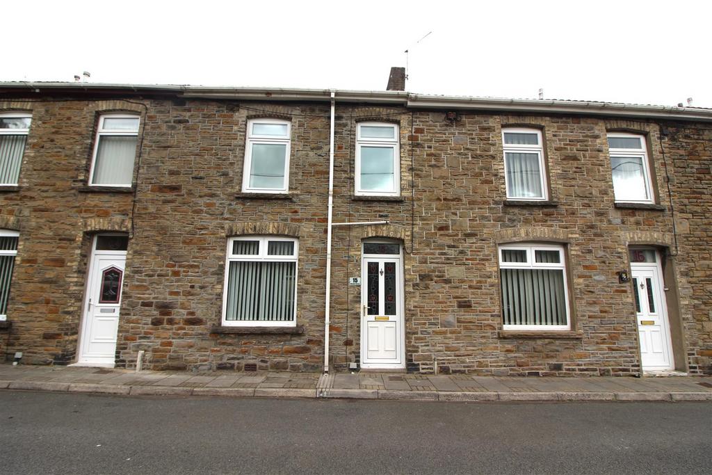 Western Terrace, Newport NP11 2 bed terraced house - £165,000