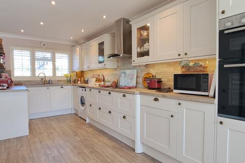 4 bedroom detached house for sale, Oakenbrow Sway Lymington Hampshire SO41