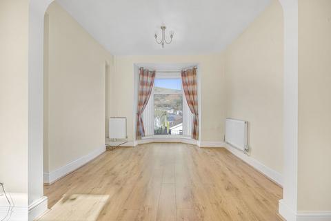 37 Station Terrace, Senghenydd, Caerphilly, CF83 4HF